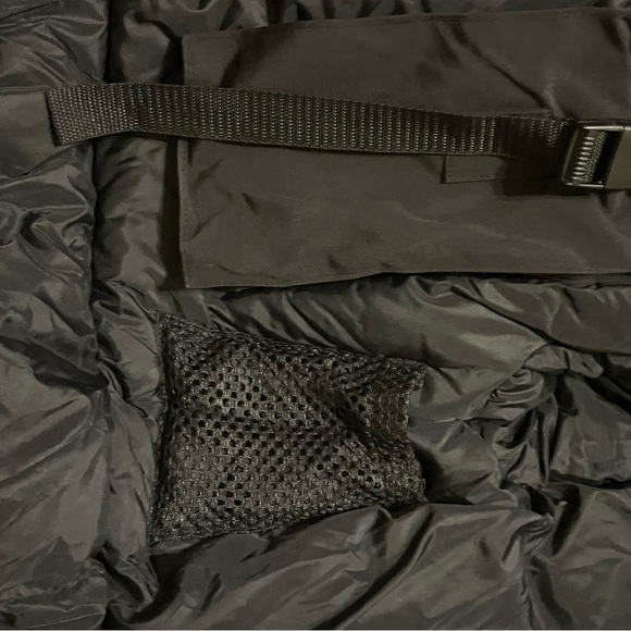 NEW HOLOGRAM TAG CANADA GOOSE SNOW MANTRA SMALL PARKA JACKET BLACK NEW W TAGS - Picture 15 of 16